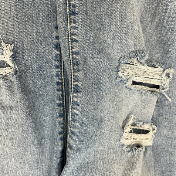 Size 12 Jeans 3 Pairs together . Old Navy(2) Wonderly(1) BGUC - Picture 7 of 13